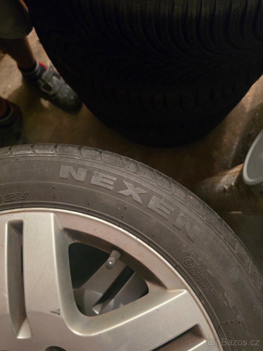 195/50 r15 letní Nexen - 2
