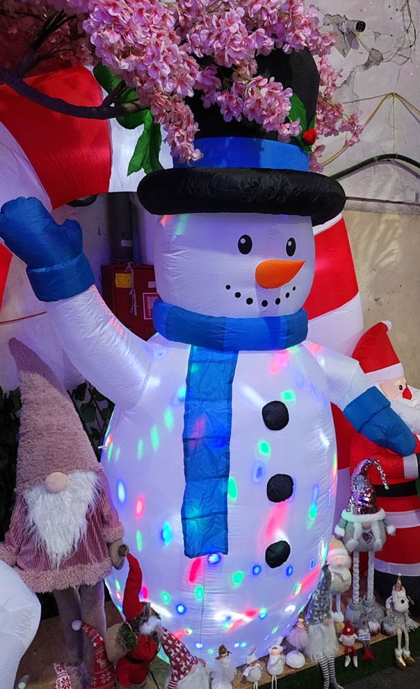 Nafukovací svítící vánoční dekorace sněhulák s LED osvětlení - 2