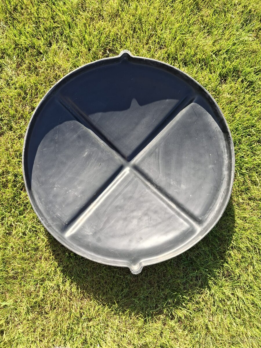 Plastový poklop - k retenční nádrži - 2