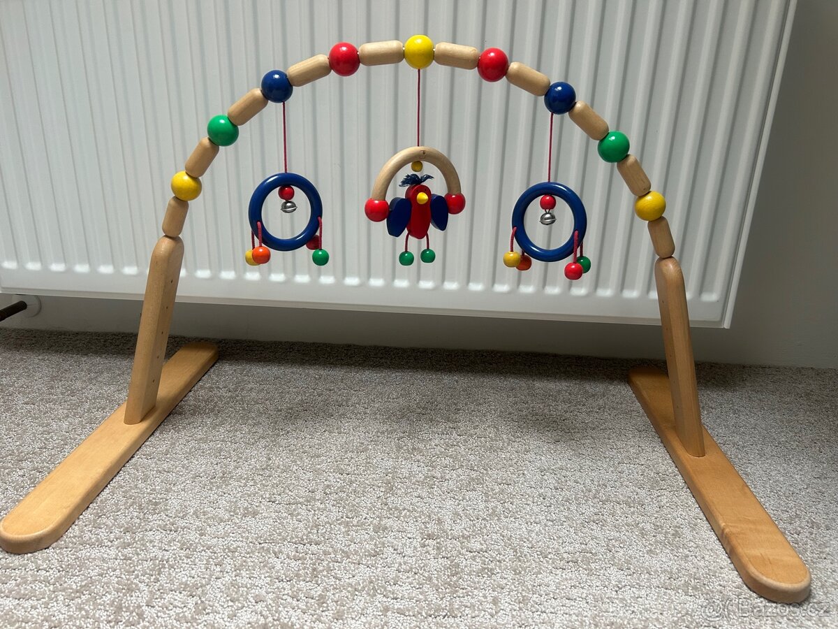 Kvalitní dřevěná hrazdička pro miminka - 2