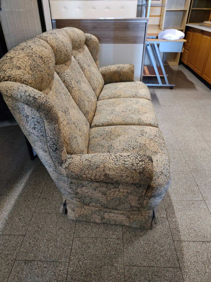 Pohovka starožitná - 2