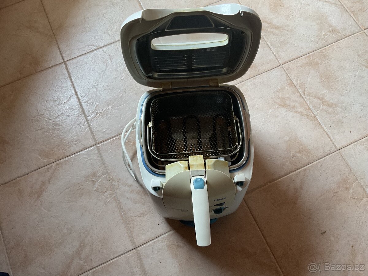 Fritovací hrnec - 2