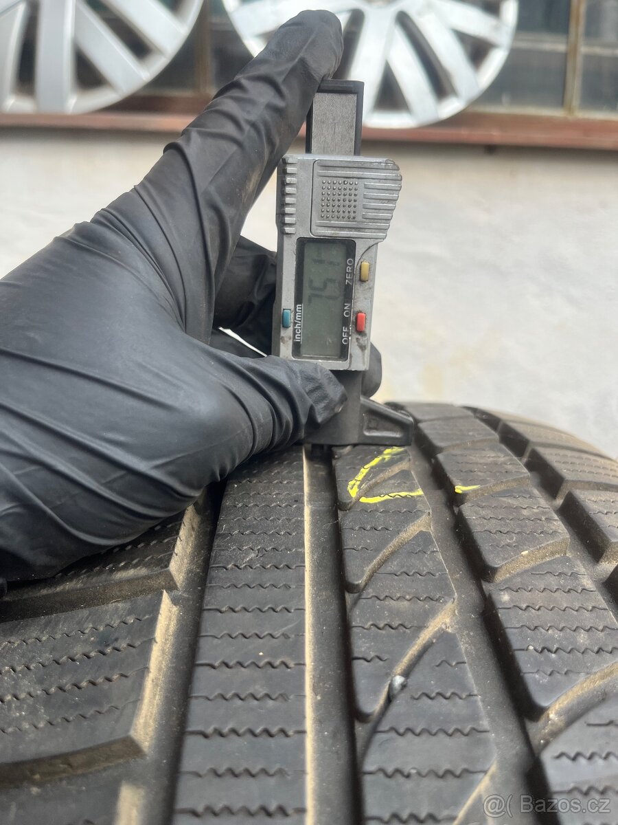 225/55 R17 zimní Pirelli Hankook 4ks - 2