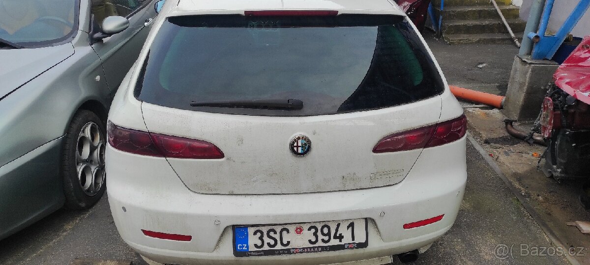 Alfa Romeo 159 Prodám díly - 2