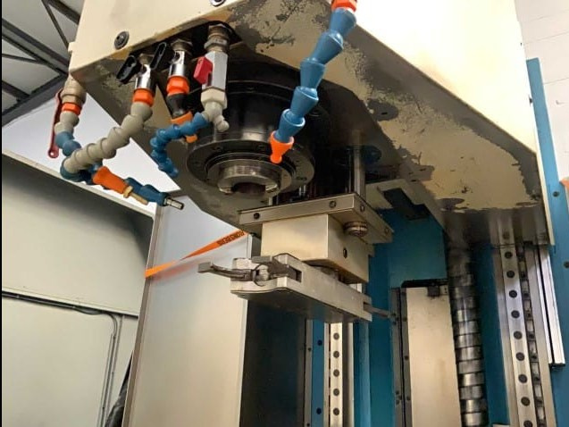 Frézky - vertikální ZV-45/L3000 - 2