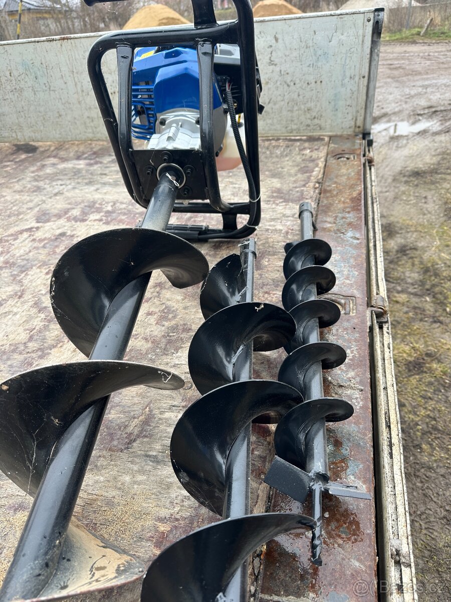 Benzínový vrták - 2