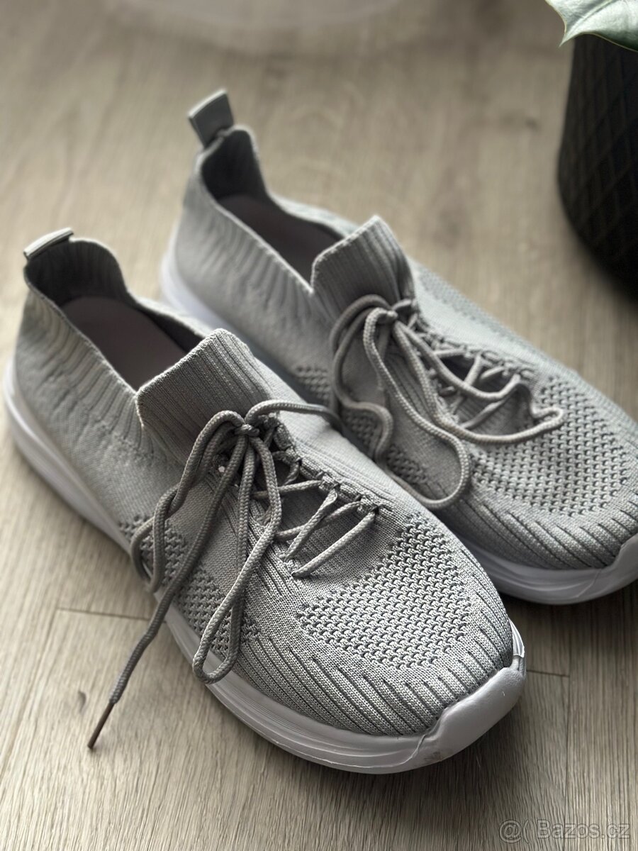 Nové sportovní boty - 2