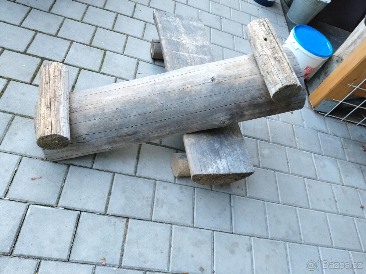 Dřevěné lavice - 2