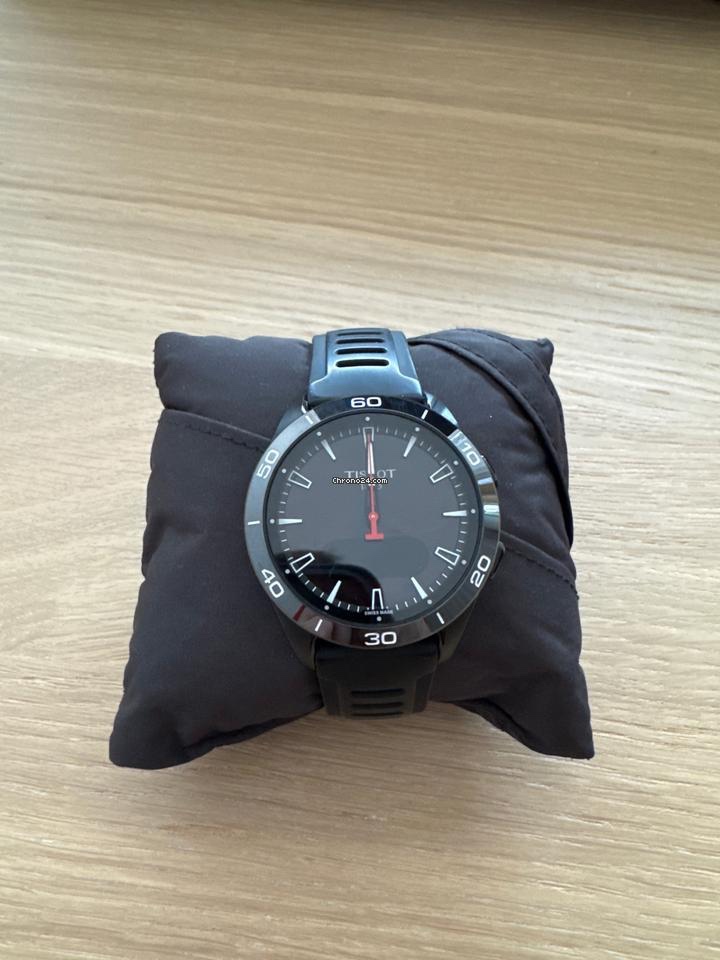 Tissot T-touch Connect Sport - 2