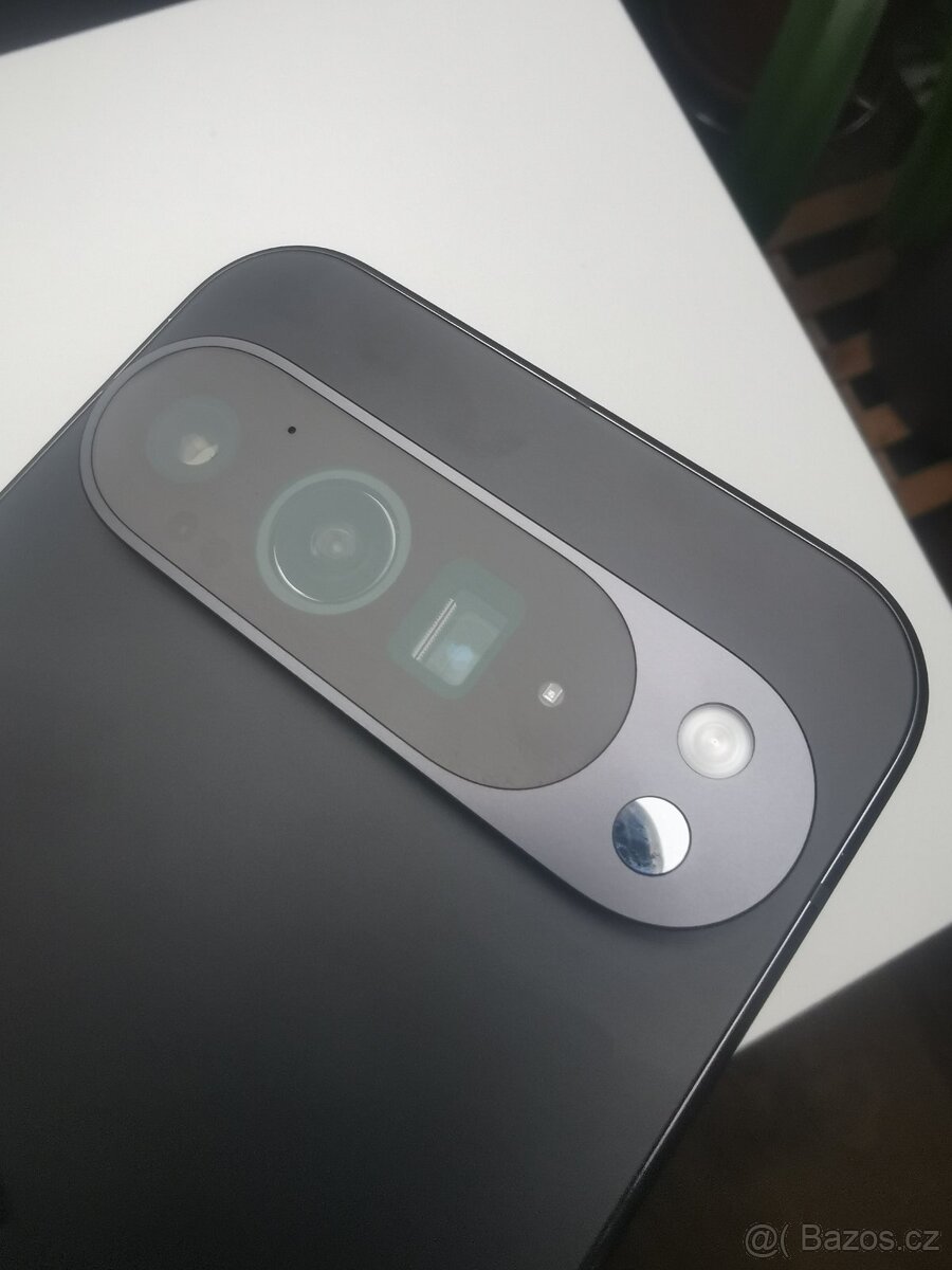 Google Pixel 9 Pro XL, 512 GB - bez poškození - 2