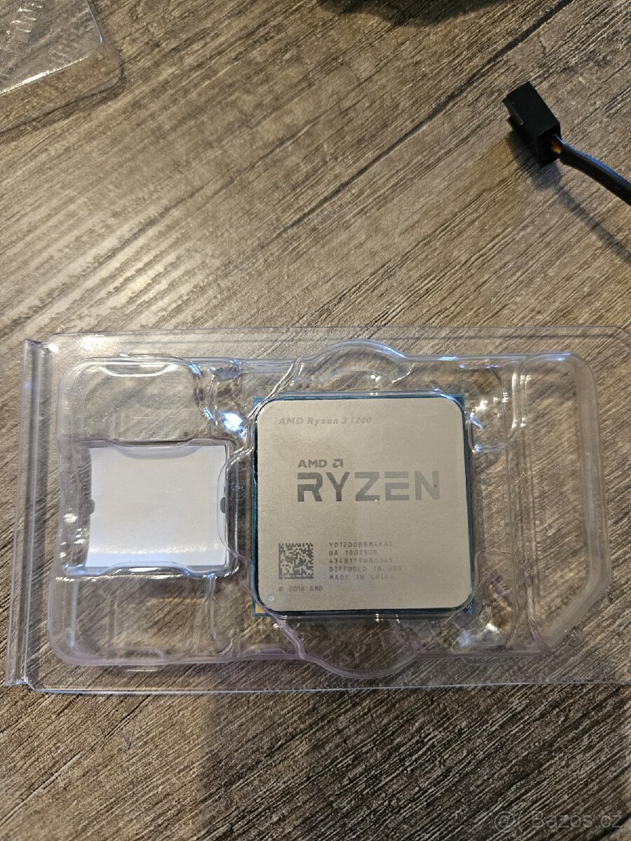 Procesor AMD Ryzen 3 - 2