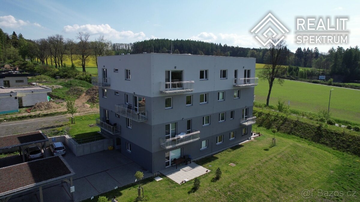 Pronájem bytu 2+kk, 51 m² - 2