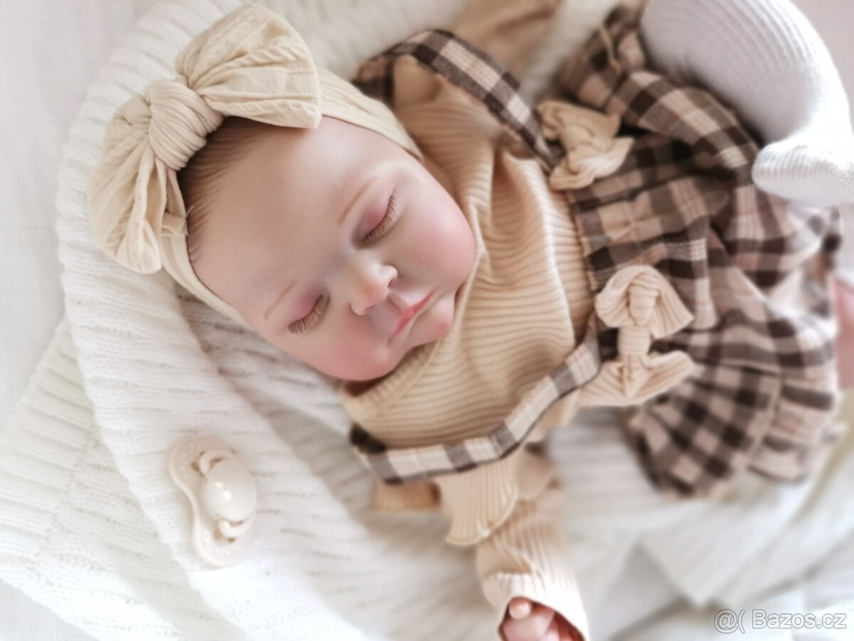 Krásná realistická holčička ( PEACHES ) - 2