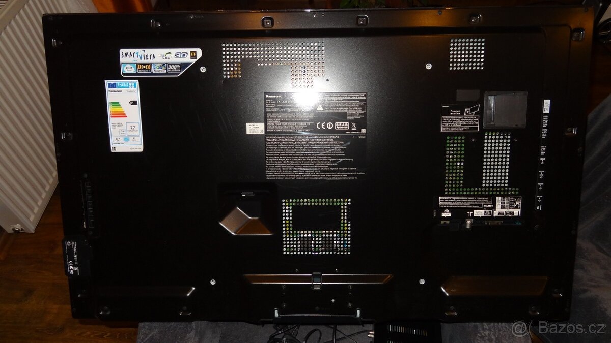 LED 3D TV Panasonic VIERA TX-L42ET5E - 2