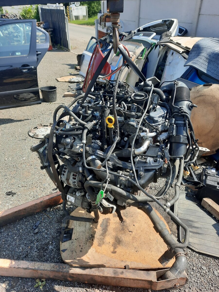 nd z škoda fabia 3 1,4tdi 66kw cus tmave modrá světle modrá - 2