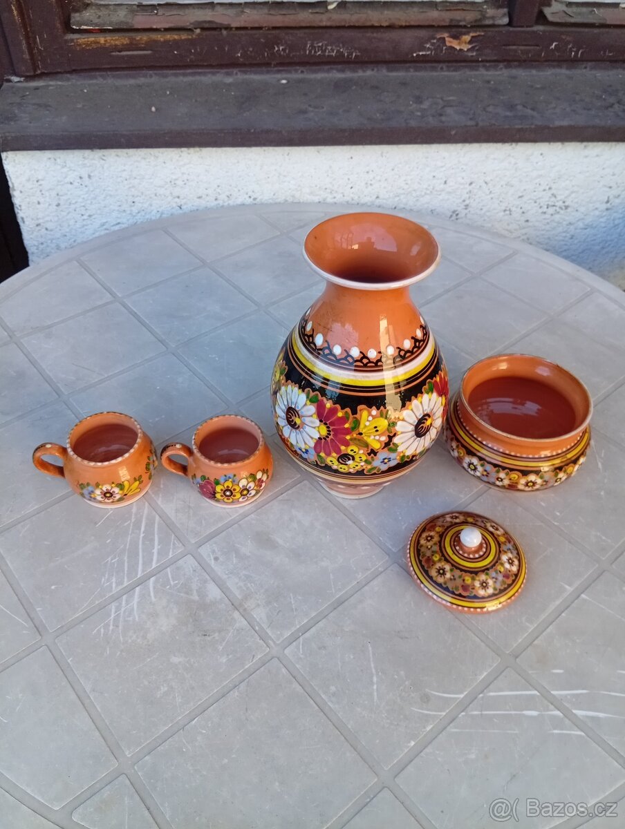 Prodám sadu keramiky. - 2
