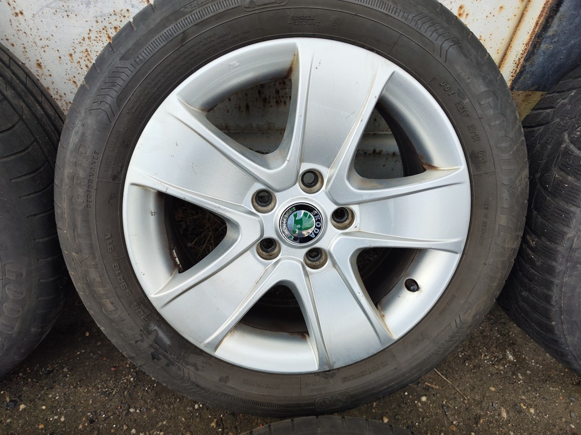 16"letní alu sada Crateris 5x112 origo Škoda Octavia 2 Golf - 2