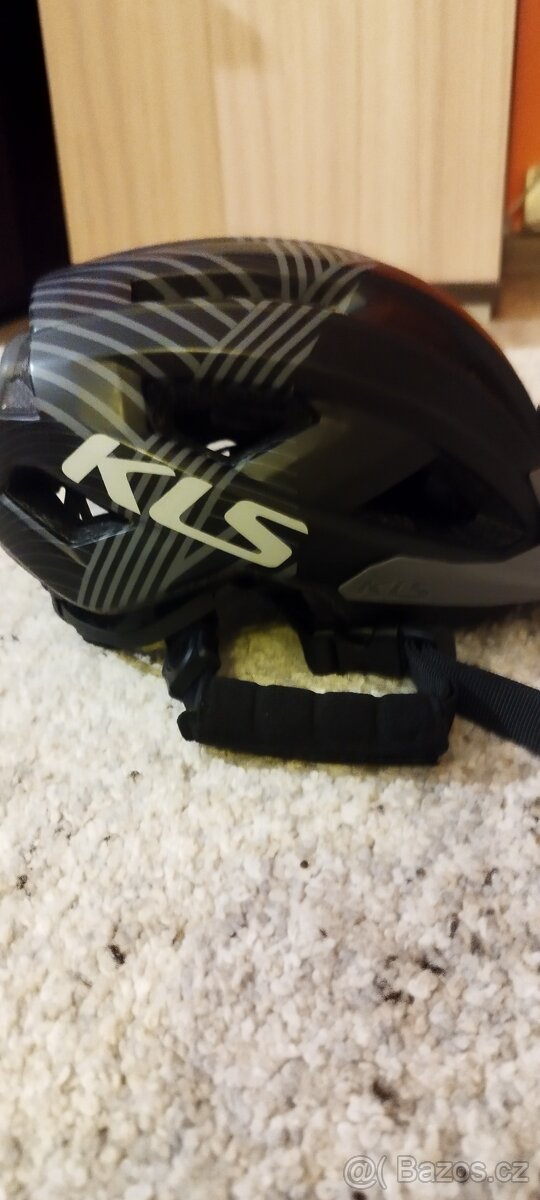 Dětská cyklistická přilba - 2