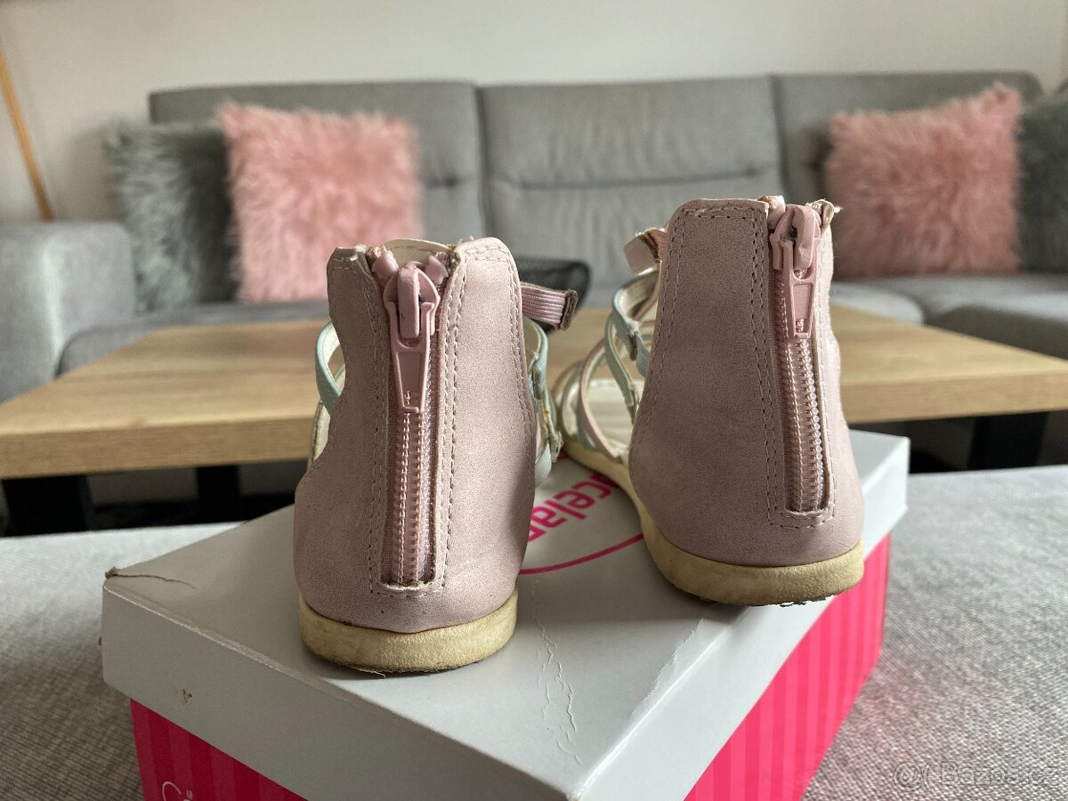 Dívčí sandály, vel. 30, hezký stav, Deichmann - 2