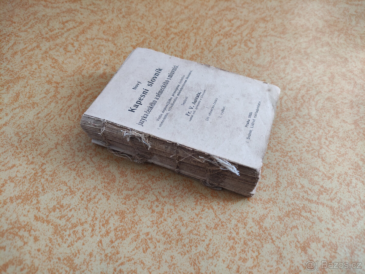 Česko - německý a německo-český kapesní slovník z roku 1923 - 2