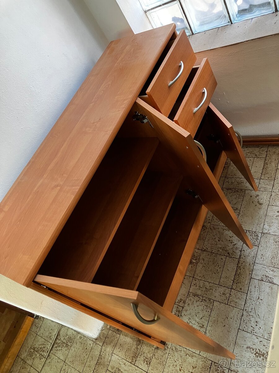 Skříňka s šuplíky - 2
