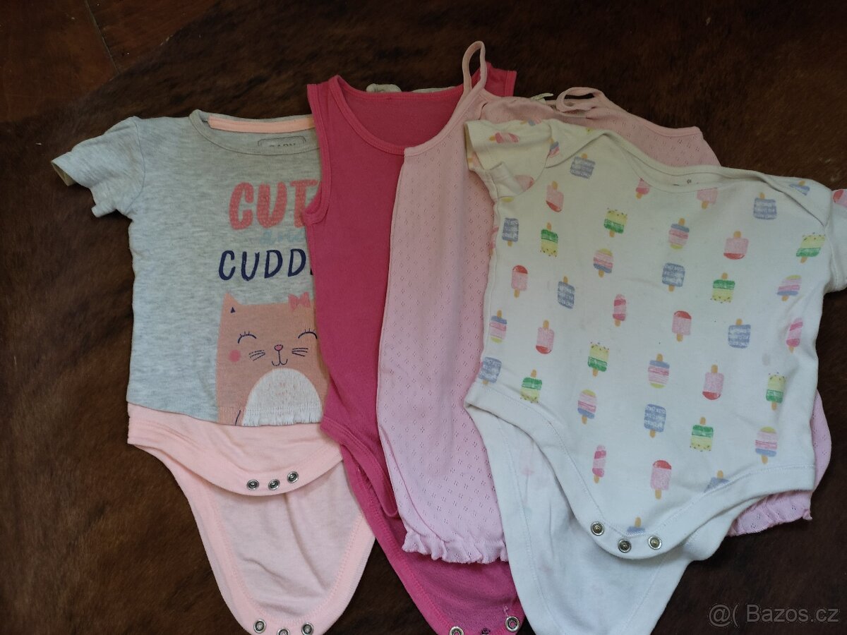 Mix oblečení pro holčičku, vel. 74/80/86 - 2
