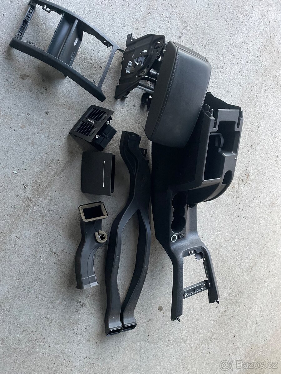 Loketní opěrka Škoda Octavia 2 originál - 2