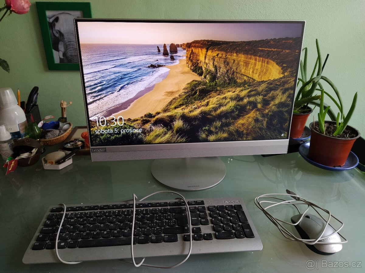 NA DÍLY PC AiO 21,5" Lenovo IdeaCentre 520-22IKU Silver - 2