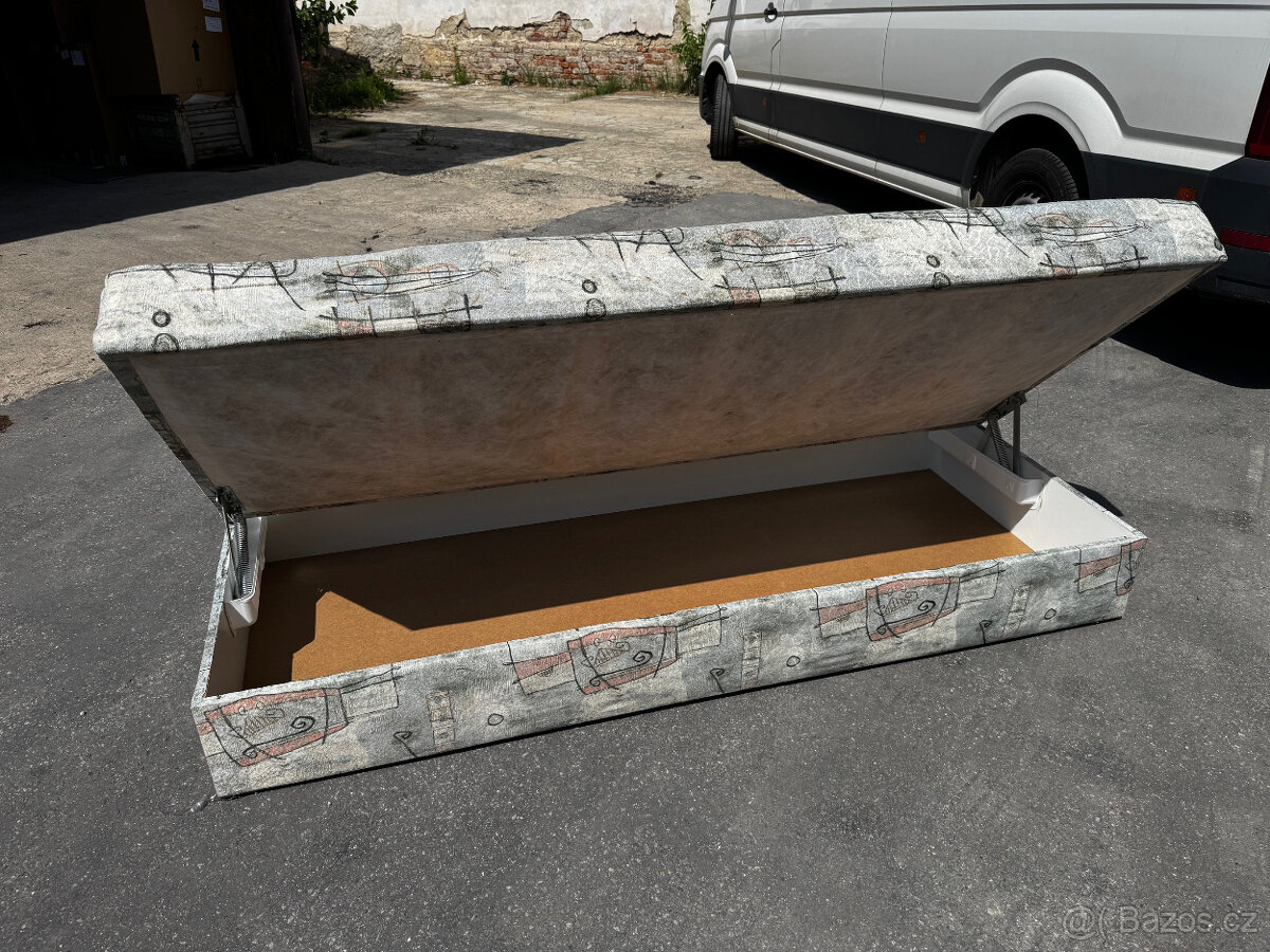 Jednolůžková postel s úložným prostorem - 2