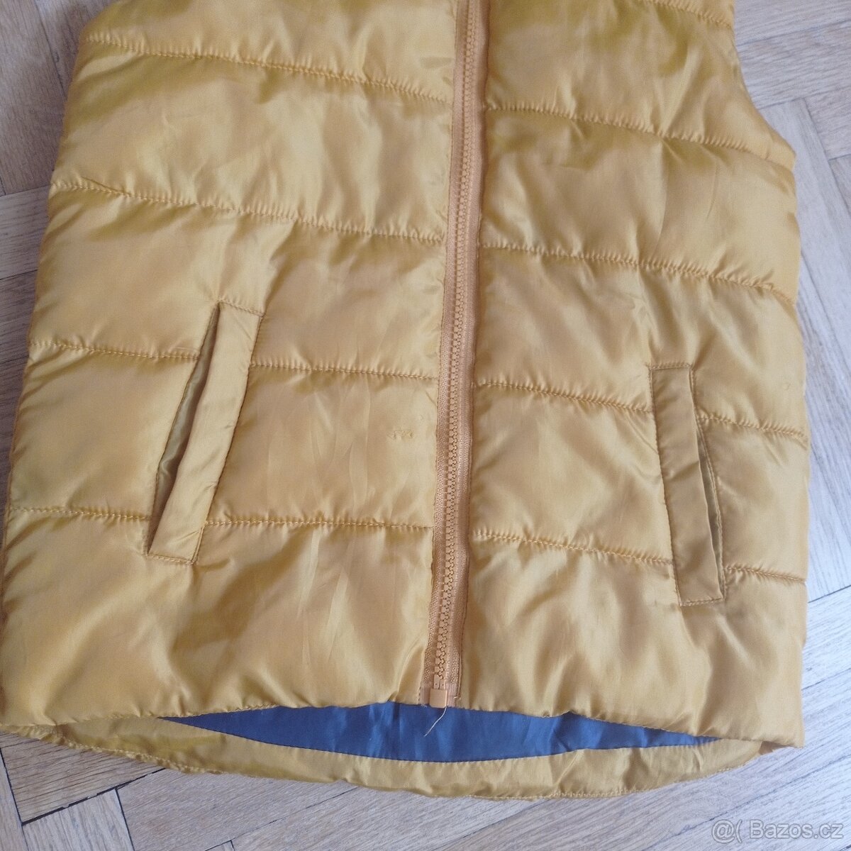 Zateplená vesta Sinsay 128 - 2