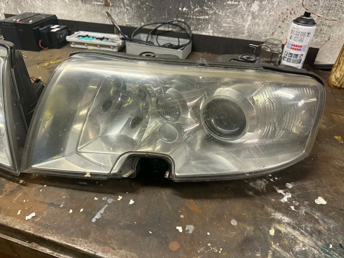 Přední světla Superb I - 2