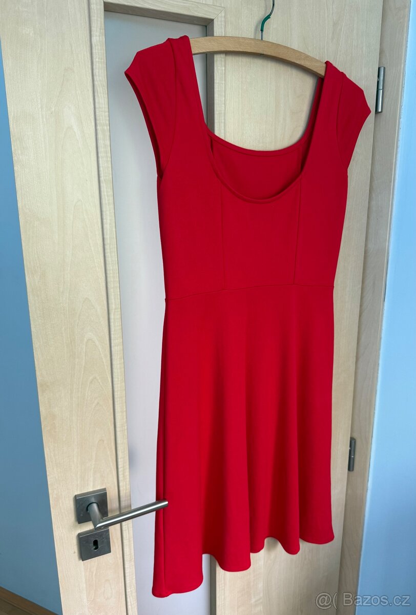 Dám. červené mini šaty, Lindex, vel. S, sleva. - 2