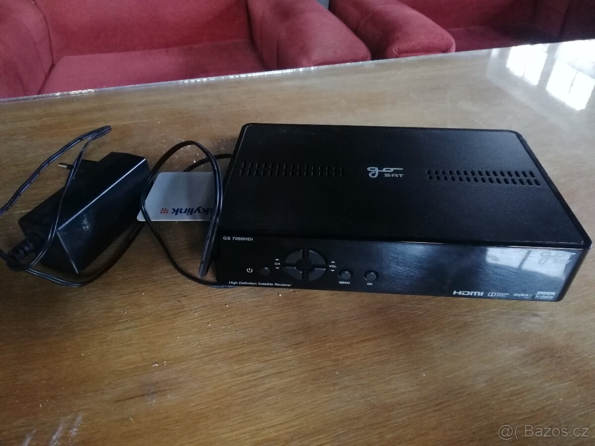 Satelit parabola+ satelitní přijímač + kovový držák - 2