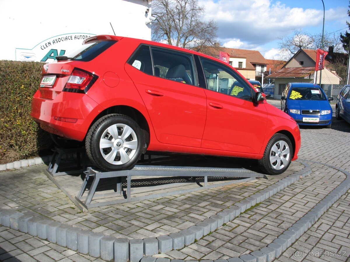 Fabia III 1,0 MPi-44 kW, 239.000,-Kč - 2