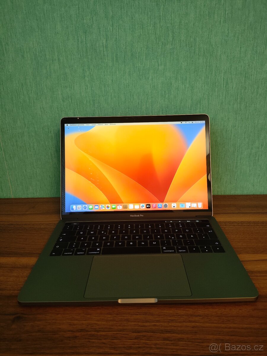 MacBook Pro 13 2017 | i5 • 8GB • 256GB SSD - 2