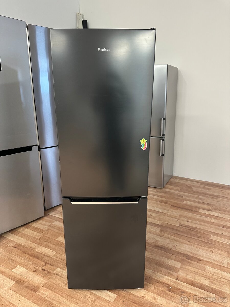 Lednice s mrazákem Amica (110) - 2