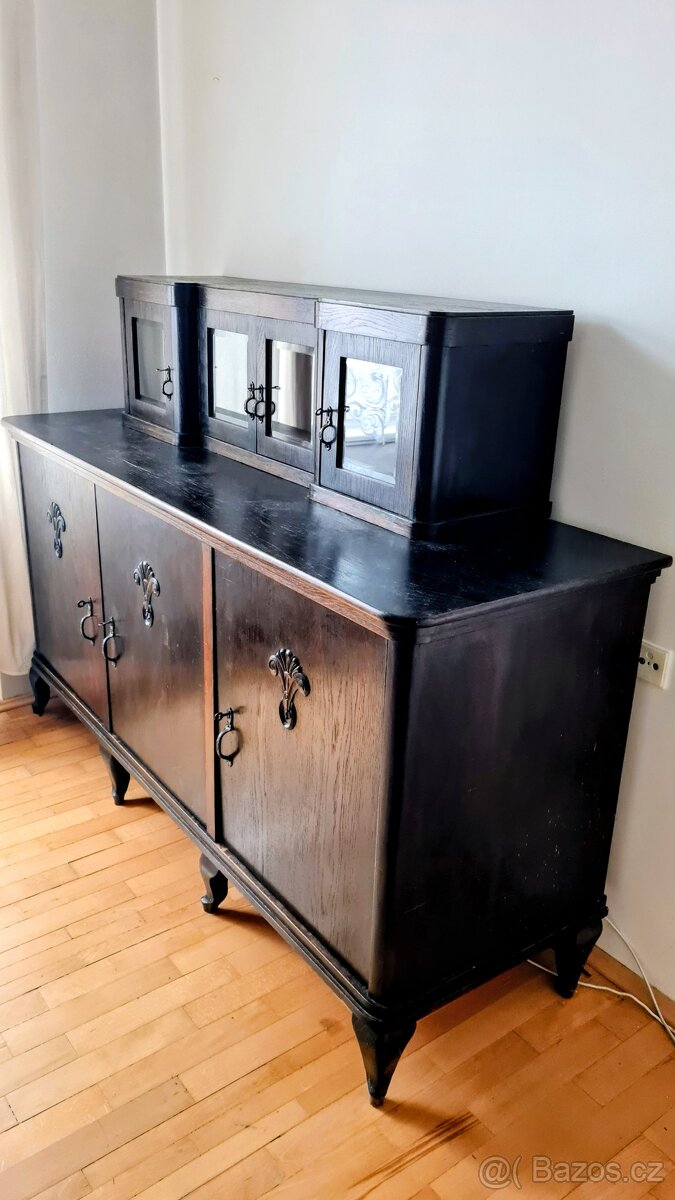 Starožitná komoda - 2