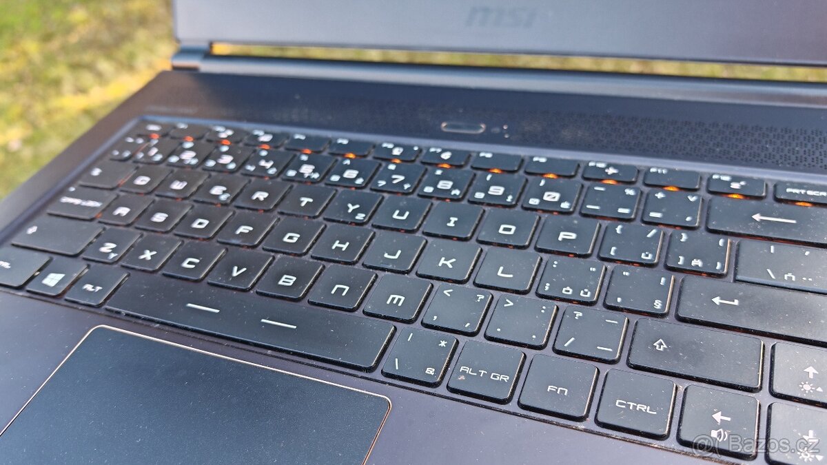 Notebook GS65 Stealth Thin 8RE (herní) - 2