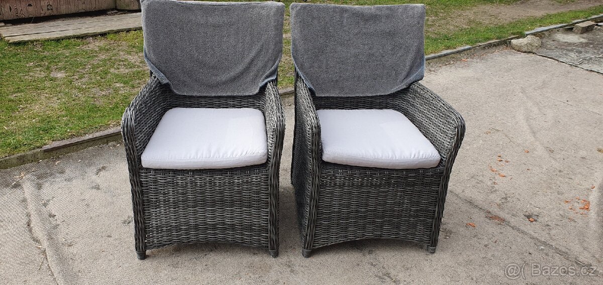 ratanová křesla - 2