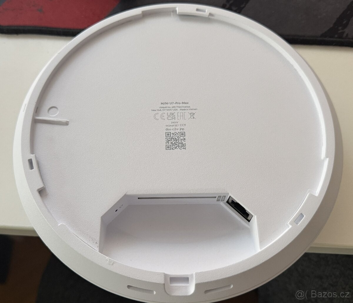 Ubiquiti UniFi U7 Pro Max - 2