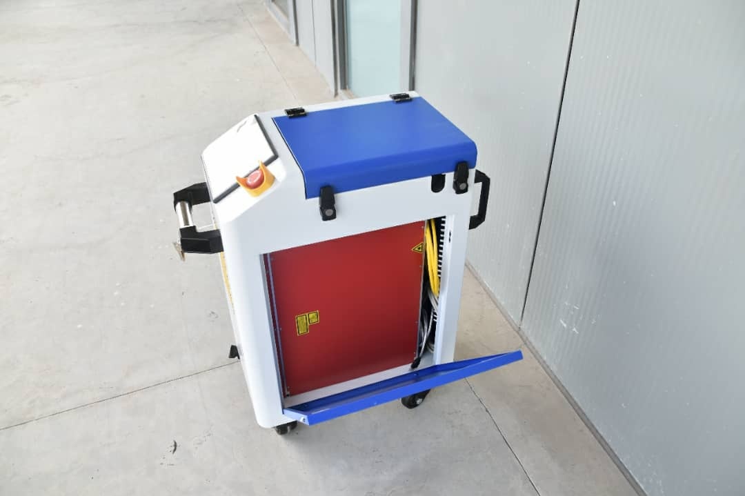 Čistící pulzní laser - 2