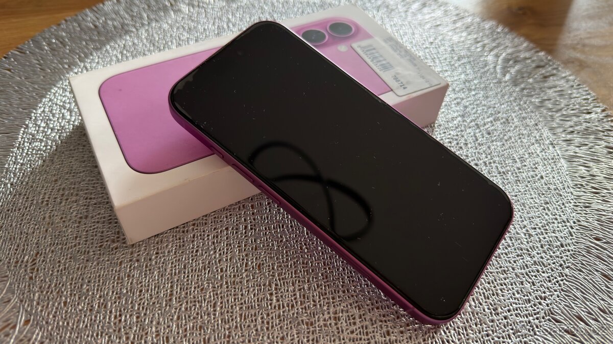 iPhone 16 256GB PINK - 2