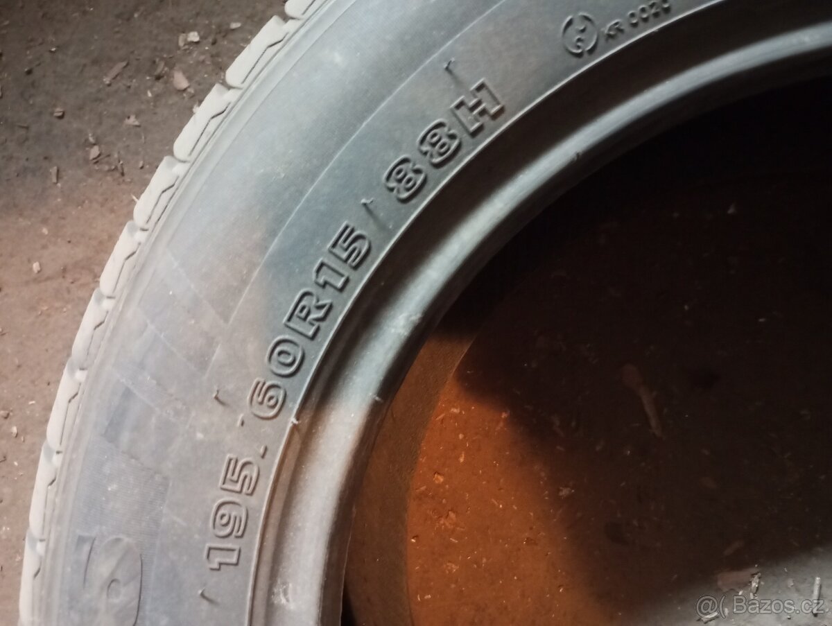Letní pneu 195/70 R 15 - 2
