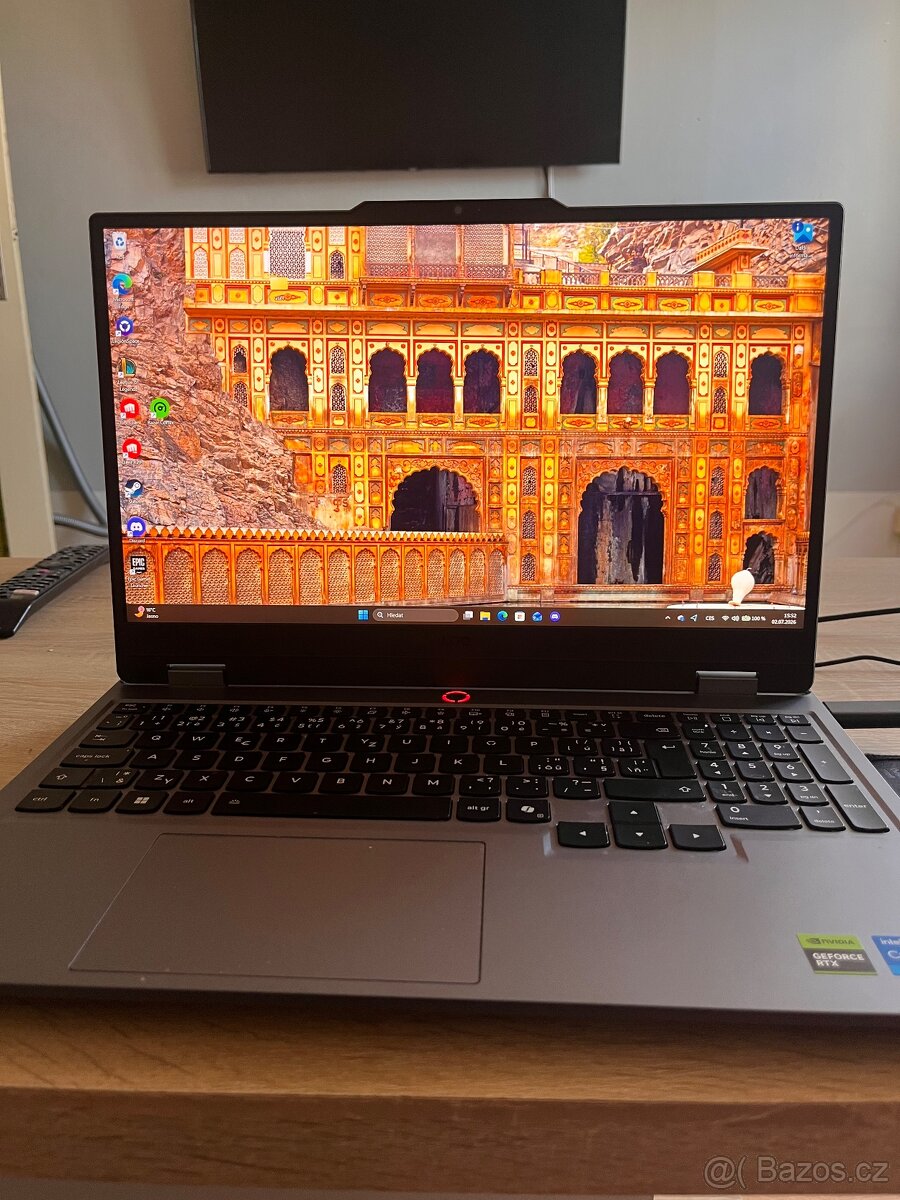 Herní notebook Lenovo LOQ 15irx10 - 2