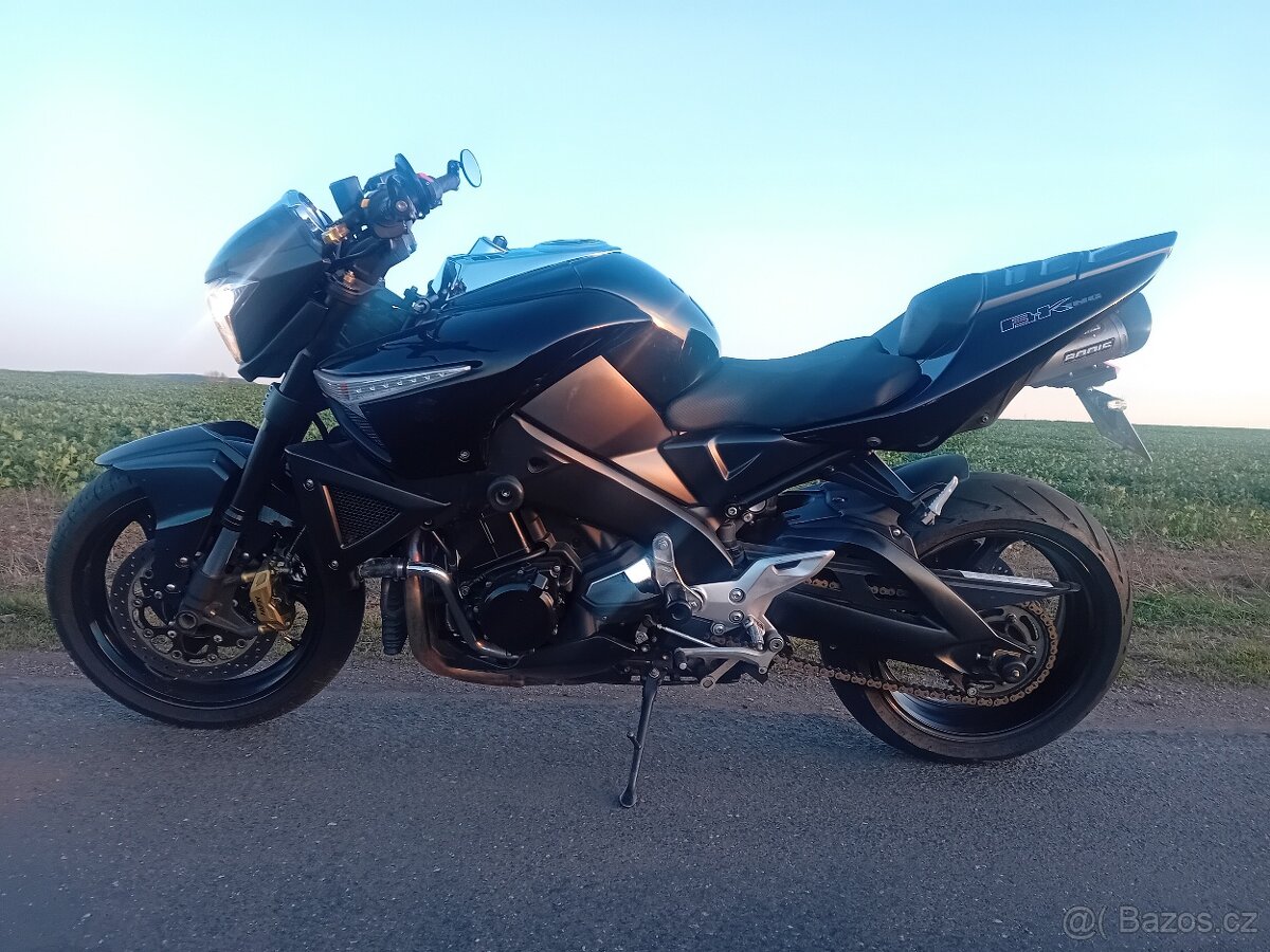 Suzuki gsx 1300 b-king - 2