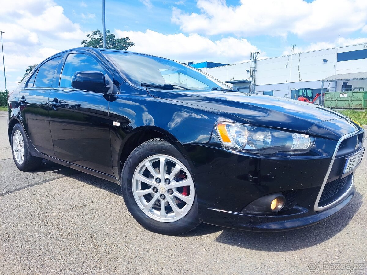 Mitsubishi Lancer Sportback 1.6i Mivec - 2