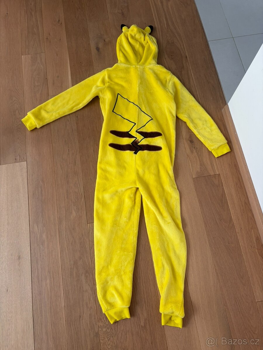 Pyžamo Pokemon 9-10 rokov - 2