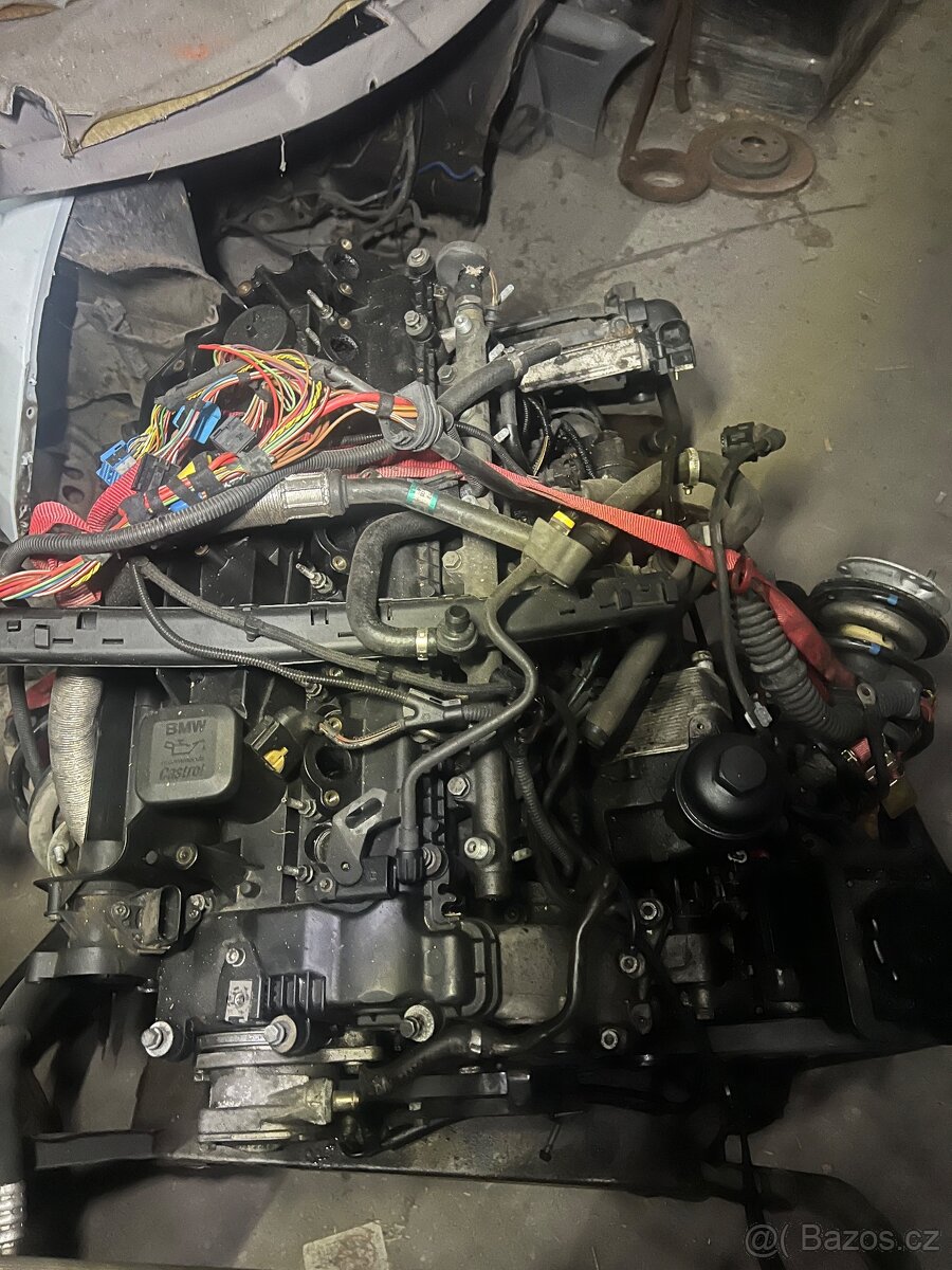 M57 330D 530d E46 E39 díly motoru - 2