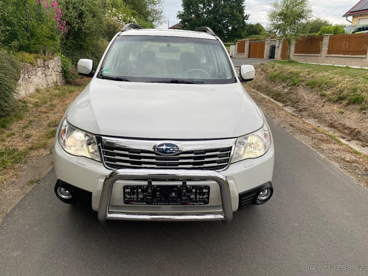 Subaru Forester benzin automat 2.0 - 2