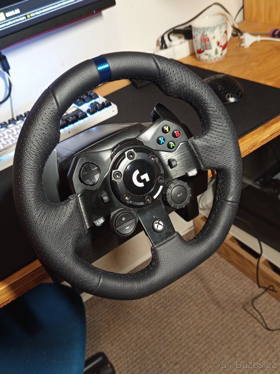 Volant Logitech G923, Radička Thrustmaster TH8S - 2